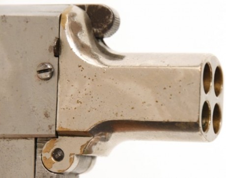 Hace unos días encontré por casualidad en una web extranjera un arma a la venta que hacía muchos años 111