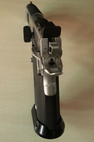 Abro este Hilo para que colguemos nuestras armas de IPSC, para que babeemos constantemente y veamos mejoras 10