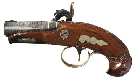 Hace unos días encontré por casualidad en una web extranjera un arma a la venta que hacía muchos años 11