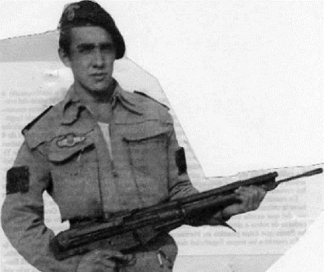 Hace unos días encontré por casualidad en una web extranjera un arma a la venta que hacía muchos años 31