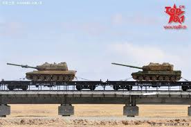 Mientras los americanos se gastan millones de dolares en su Expeditionary Fighting Vehicle (EFV) y al 10