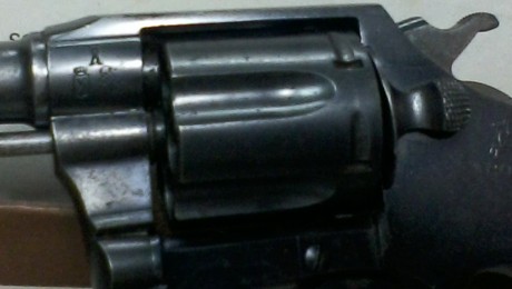 Hola, mi nombre es Rubén (Argentina), quería saber si alguien puede darme información sobre un revolver 01