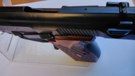 Vendo pistola Llama M 82 recien pavonada y revisada. Su funcionamiento es perfecto y tiene una gran precision. 20