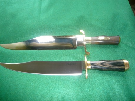 Bueno,pienso en comprarme un podenquero.
Que opinion teneis de este cuchillo?
He visto que tiene varios 111