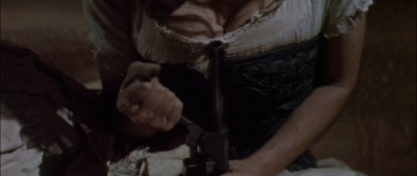 Compañeros,

En vista de las ganas de algunos (Elcafe, Wilcow, Vrakk, etc) por adivinar armas de películas 150