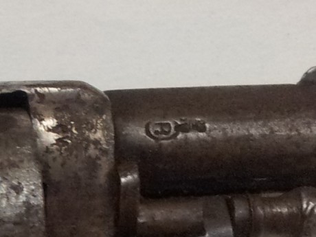 Hace unos días encontré por casualidad en una web extranjera un arma a la venta que hacía muchos años 50