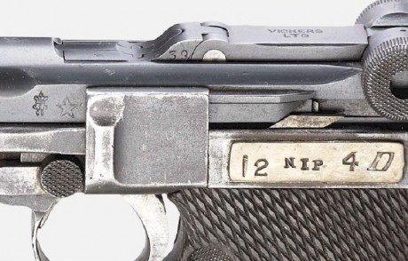 Hace unos días encontré por casualidad en una web extranjera un arma a la venta que hacía muchos años 50