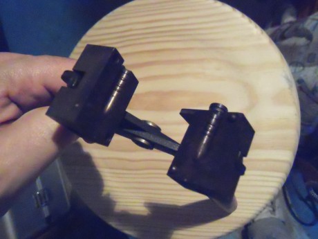 Vendo la joya de mi colección de antiguos artículos de recarga el "Lyman Ammunition Maker del calibre 12