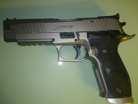 Abro este Hilo para que colguemos nuestras armas de IPSC, para que babeemos constantemente y veamos mejoras 141