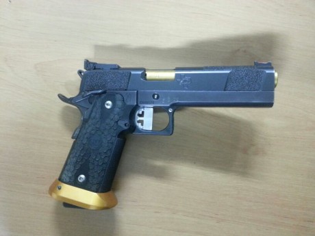 Abro este Hilo para que colguemos nuestras armas de IPSC, para que babeemos constantemente y veamos mejoras 00