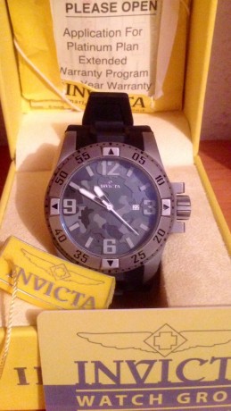 Vendo reloj marca Invicta camo de 53 mm de corona correa de caucho.
Muy poco usado el reloj es muy guapo.
Se 00
