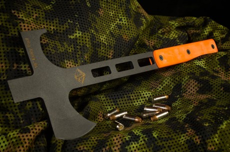 Pongo este tema en  armas militares , por que considero que es una tendencia o moda que esta surgiendo 70