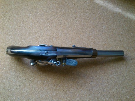 Vendo pistola de chispa original, reglamentaria del ejercito español, del modelo 1815, en perfecto estado. 10