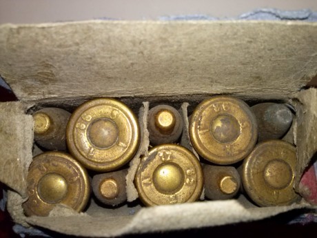 Hola a todos, me han ofrecido dos armas, un steyr Martini hennrry 1880 y un rolling blok remington de 32