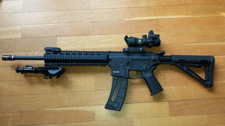 Hola,saco este nuevo tema,pues como yo,muchos de vosotros,amantes de las armas de corte tactico del 22,customizais,vestis,adornais 122