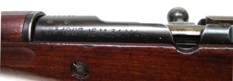 Hace unos días encontré por casualidad en una web extranjera un arma a la venta que hacía muchos años 92
