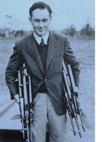 Hace unos días encontré por casualidad en una web extranjera un arma a la venta que hacía muchos años 140