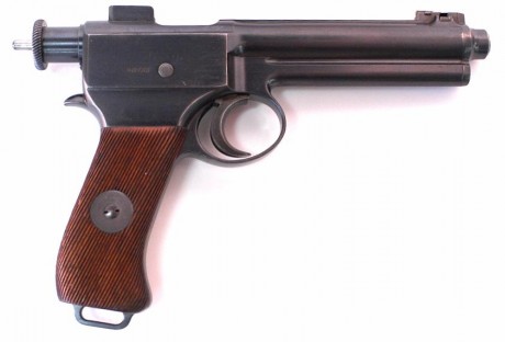 Hace unos días encontré por casualidad en una web extranjera un arma a la venta que hacía muchos años 92