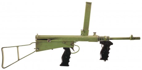 Hace unos días encontré por casualidad en una web extranjera un arma a la venta que hacía muchos años 101