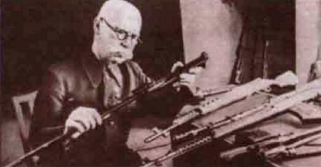 Hace unos días encontré por casualidad en una web extranjera un arma a la venta que hacía muchos años 160