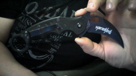 Muy buenas foreros, quiero comprarme un karambit para añadirlo a mi humilde colección, concretamente el 102