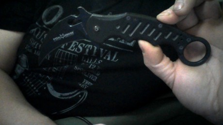 Muy buenas foreros, quiero comprarme un karambit para añadirlo a mi humilde colección, concretamente el 101