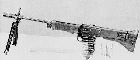 Creo que este tema, puede ser mas para armas históricas o historia militar, pero el hecho es que no es 140