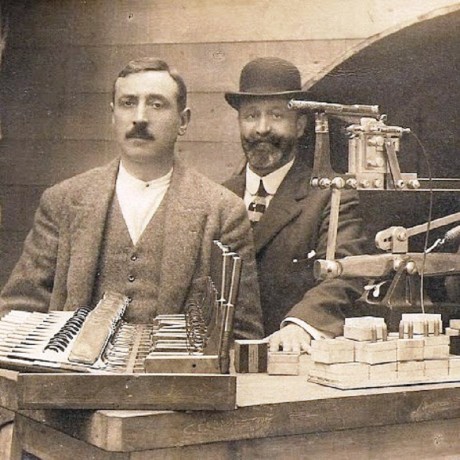 Hace unos días encontré por casualidad en una web extranjera un arma a la venta que hacía muchos años 130