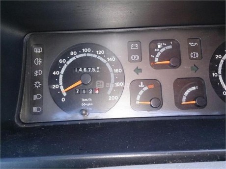 Un amigo vende por no usar  RENAULT Espace ESPACE 2.2I RT QUADRA 5 puertas, funciona a la perfección, 01