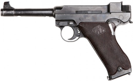 Hace unos días encontré por casualidad en una web extranjera un arma a la venta que hacía muchos años 121
