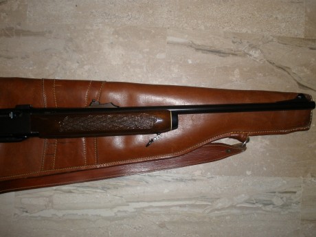 Hola, vendo este precioso rifle semiautomático Remington Woodmaster 742, calibre 280 guiado para caza 12