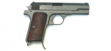Hace unos días encontré por casualidad en una web extranjera un arma a la venta que hacía muchos años 151