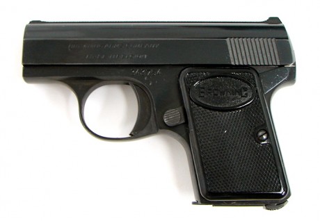 Hace unos días encontré por casualidad en una web extranjera un arma a la venta que hacía muchos años 161