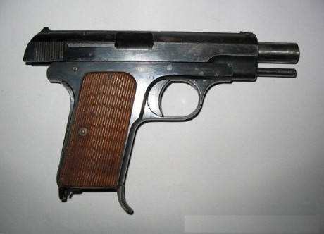 Hace unos días encontré por casualidad en una web extranjera un arma a la venta que hacía muchos años 51
