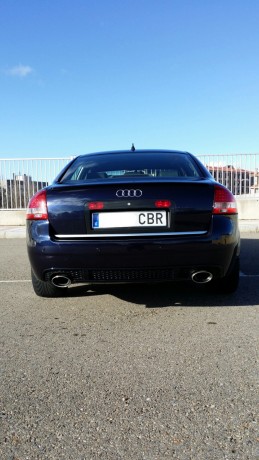 Se vende Audi S6 de noviembre del 2002 nacional,  188200 KM. Traccion quattro, navegador grande, faros 01