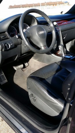 Se vende Audi S6 de noviembre del 2002 nacional,  188200 KM. Traccion quattro, navegador grande, faros 11