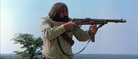 Compañeros,

En vista de las ganas de algunos (Elcafe, Wilcow, Vrakk, etc) por adivinar armas de películas 120