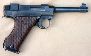 Hace unos días encontré por casualidad en una web extranjera un arma a la venta que hacía muchos años 161