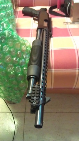 Vendo este heatshield de ATi modelo deluxe v block ghost ring sight. Con dos pequeños carriles  21mm weaber.para 20