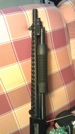 Vendo este heatshield de ATi modelo deluxe v block ghost ring sight. Con dos pequeños carriles  21mm weaber.para 30