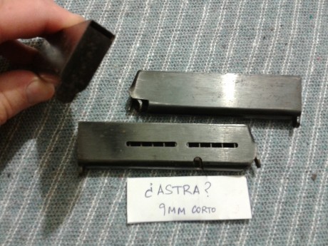 Hola, tengo varios cargadores para vender, pero no sé a qué pistola pertenecen, de algunos creo saber 11