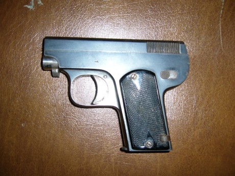 Hace unos días encontré por casualidad en una web extranjera un arma a la venta que hacía muchos años 60
