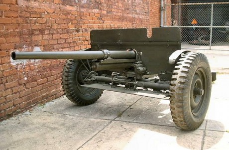 Hace unos días encontré por casualidad en una web extranjera un arma a la venta que hacía muchos años 111