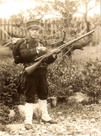 Hace unos días encontré por casualidad en una web extranjera un arma a la venta que hacía muchos años 140