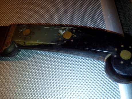 Hola amigos! Espero que éste sea el foro correcto para pedir que me ayudeis a identificar este machete 00