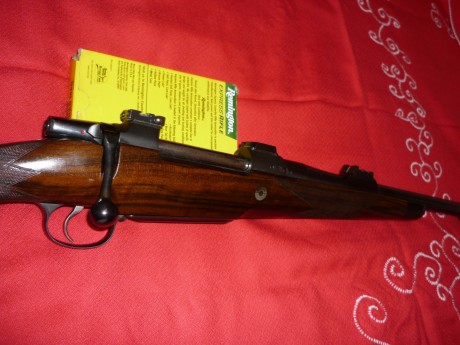 Vendo exclusivo rifle personalizado por Godoy CZ 550 magnum calibre 375 hollan&holland con maderas 01