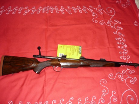 Vendo exclusivo rifle personalizado por Godoy CZ 550 magnum calibre 375 hollan&holland con maderas 22