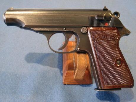 Hace unos días encontré por casualidad en una web extranjera un arma a la venta que hacía muchos años 50