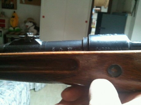 Hola a todos.
Un amigo mio tiene un rifle Santa Barbara Coruña modelo A en calibre 7,62x51 y está buscando 20