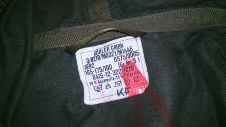 Lote de uniformes alemanes en camuflaje flecktarn compuesto por:
3 pantalones            8€-unidad
2 camisas 12